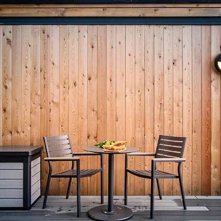 Lodge District Woodland Pods - Winster, Bowness-on-windermere *