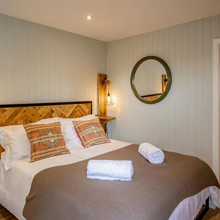 District Woodland Pods - Winster, Bowness-on-windermere Lodge *