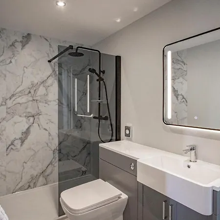 District Woodland Pods - Winster, Bowness-on-windermere