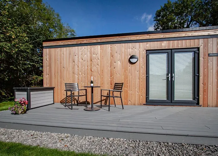 District Woodland Pods - Winster, Bowness-on-windermere *
