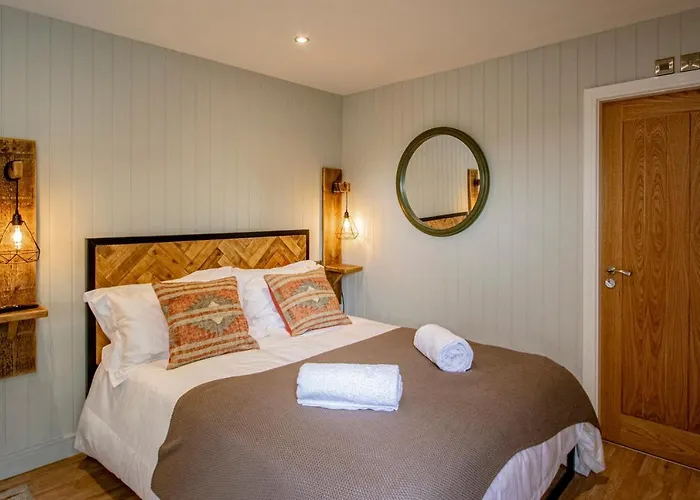 District Woodland Pods - Winster, Bowness-on-windermere 山林小屋 *