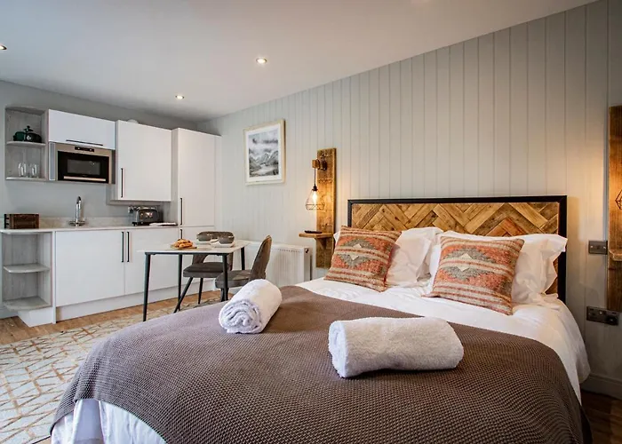 District Woodland Pods - Winster, Bowness-on-windermere 山林小屋 *