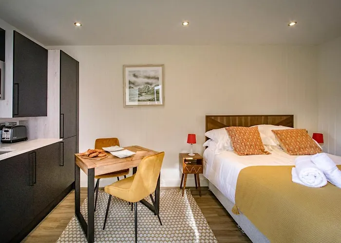 District Woodland Pods - Winster, Bowness-on-windermere *