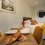 District Woodland Pods - Winster, Bowness-on-windermere *